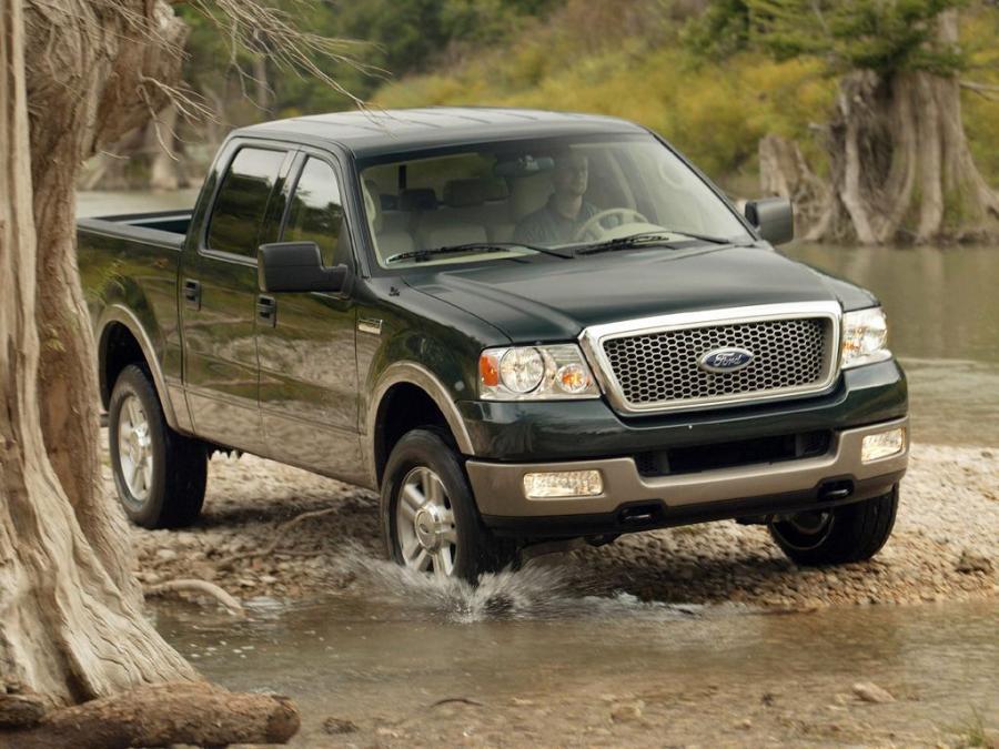  Ford F-150 Lariat SuperCrew 2004 года  (фото 10 из 17)